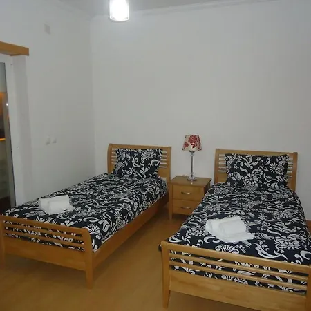 Dos Eucaliptos - Vila *