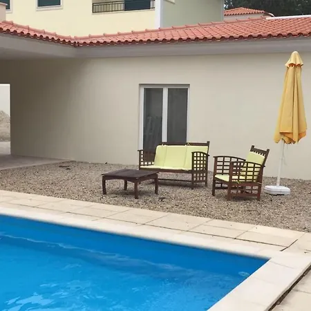 Vila Dos Eucaliptos - *